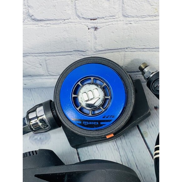 Mares Beta And Aeris Gauge With Compass Used - Picture 8 of 11